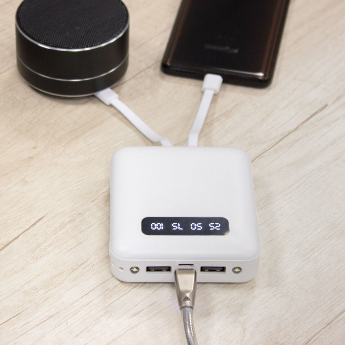 Power bank multipuerto connecticut Blanco