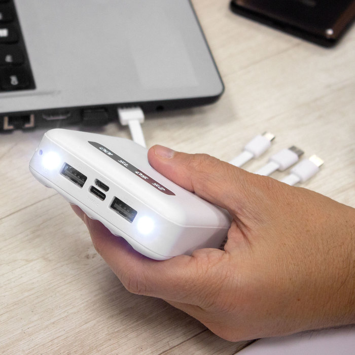 Power bank multipuerto connecticut Blanco