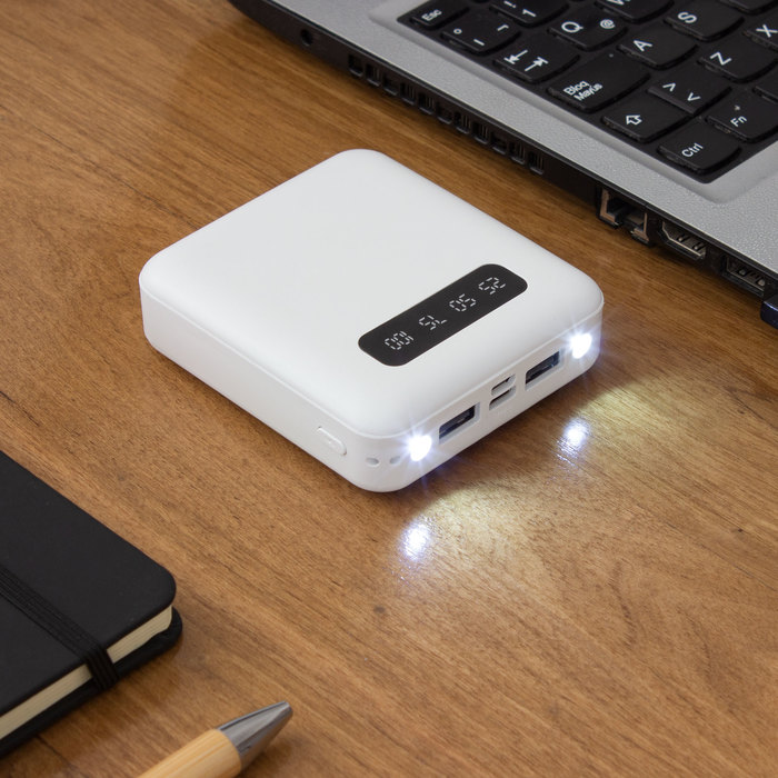 Power bank multipuerto connecticut Blanco